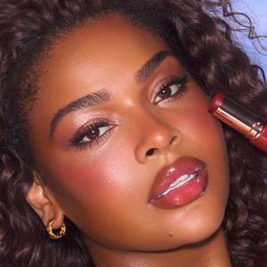 Charlotte Tilbury Unreal Blush Healthy Glow Stick